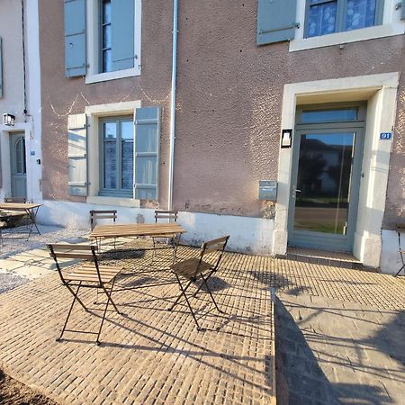 Gite Coeurdacier Monthureux-sur-Saône Zewnętrze zdjęcie